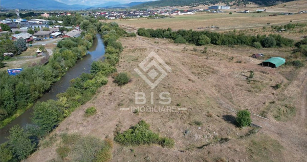 Oportunitate excelentă de investiție! Teren 12.600 mp. ...