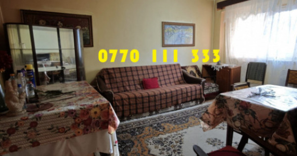 - Apartament 2 camere, confort 1 decomandat, zona Vidin.