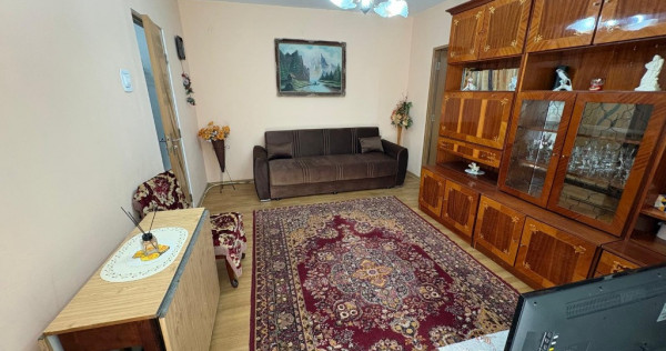 Apartament 2 camere,str.Isaccei,etaj 3