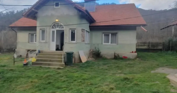Vand casa sat Dabaca comuna Toplita