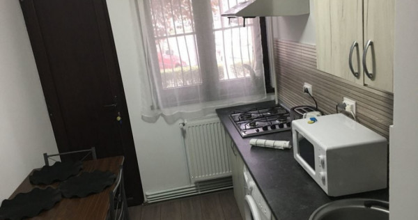 Apartament 2 camere zona Decebal