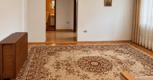 Apartament 3 camere &ndash; ultracentral, 67 mp, orientare S-V &ndash; 69.900 EUR