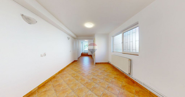 Spațiu comercial de 82mp de &icirc;nchiriat &icirc;n zona Central
