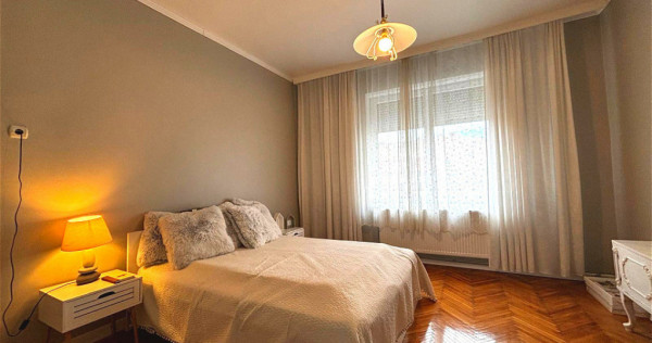 194 mp apartament de lux + 195 mp curte individuala, zona Ce
