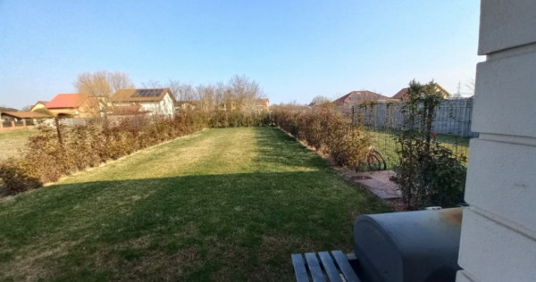 Duplex cu 3 camere si teren de 410 mp de vanzare in Ghiroda