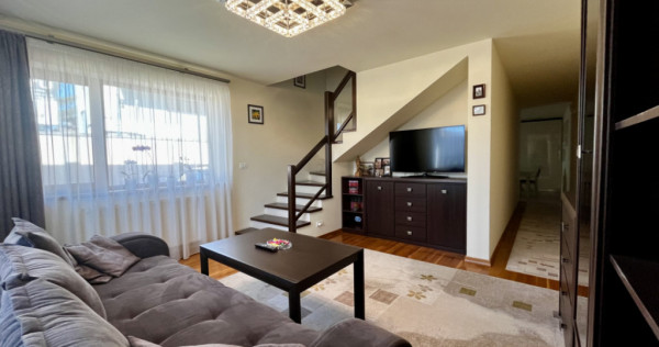 Casa individuala cu 4 camere de vanzare in zona Girocului