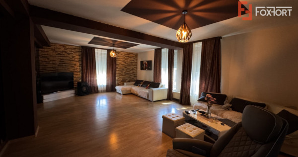 Casa spatioasa cu 7 camere si curte proprie, zona Dambovita