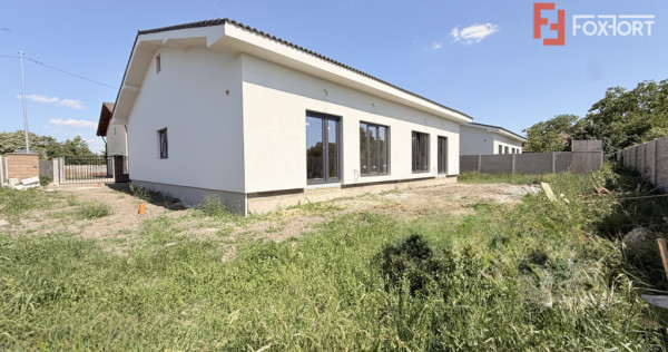 Duplex de vanzare pe parter, 3 camere - Mosnita Veche - Cent