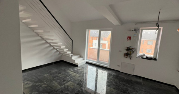 OCAZIE - Penthouse 3 camere pe 2 nivele, in Giroc