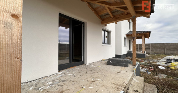 Duplex 4 camere, 111 mp, Asfalt - Mosnita Noua