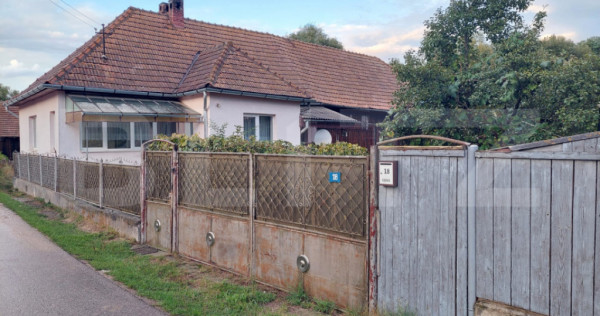 Casa individuala, 90 mp, 1474 mp teren, zona Cornesti-Garbau