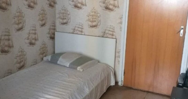 Inchiriez apartament 3 camere OBOR