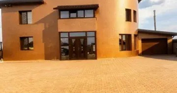Casă unicat stil mediteranean, 2500mp teren, Dulcesti