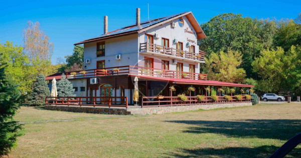 Pensiune cu restaurant, piscină, teren de 4.433 mp - Hidișelul de Sus