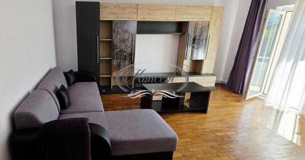 3 camere cu 2 bai si 2 balcoane