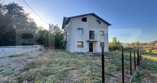 Casă P+1+M, 160 mp, zona Exterior Est