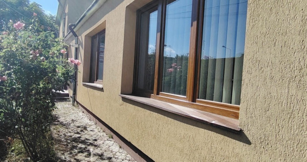 Cladire cu etaj zona centrala in Botosani