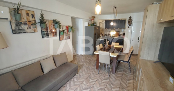 Apartament 3 camere - etaj 1 - 2 bai si 2 balcoane - zona Ar