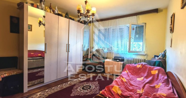 Apartament cu 4 camere de vanzare , Zona Dacia ,Timisoara