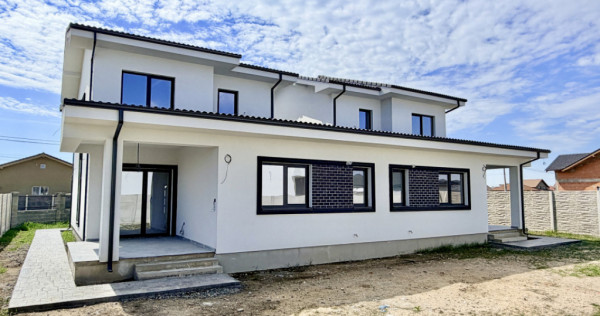 Duplex 4 camere - 110 mp - separat prin camera tehnica - Mos