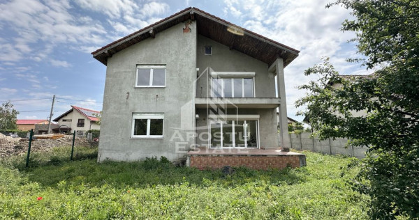 Casa individuala de vanzare cu 5 camere in Dumbravita