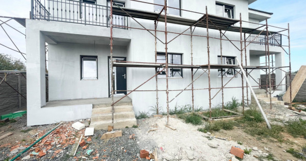 Duplex 5 camere, 365mp teren, 1434&euro;/mp - Mosnita Veche