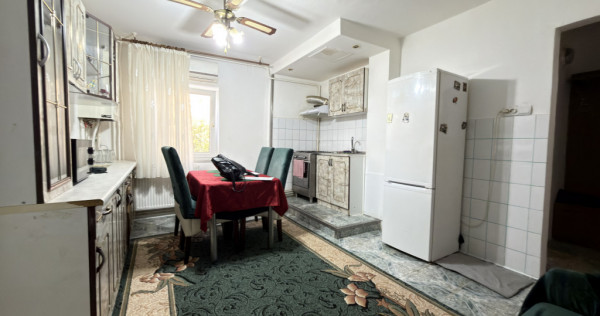 Apartament 3 camere, 63 mp utili, etaj 2, centrala proprie -