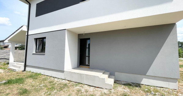 Duplex 5 camere predare la cheie- Mosnita Veche