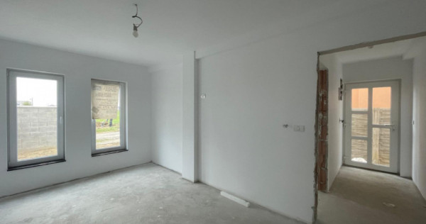 Duplex 5 camere, 112mp utili, 232mp teren - Mosnita Noua