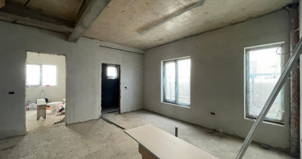 Duplex 5 camere despartit prin garaj - Mosnita Noua