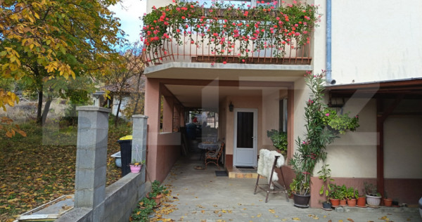 Casă individuală deosebită P+E+M de v&acirc;nzare &ndash; Turda,