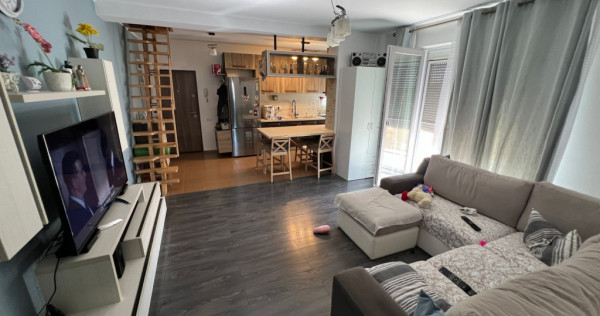 Apartament 2 camere | Scara interioara | Mansarda amenajata
