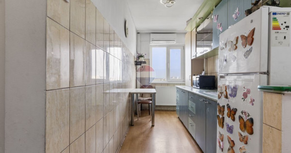 Apartament cu 2 camere decomandat de v&acirc;nzare &icirc;n zona Fortuna