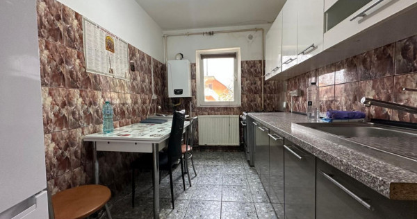 3 camere | centrala proprie | zona Lipovei.