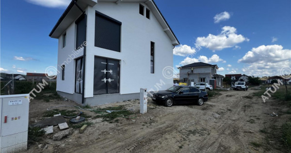 Casa individuala la cheie cu 4 camere si teren de 310 mp in