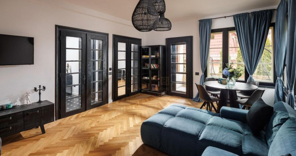 COMISION 0! Apartament cu 3 camere, 120 mp, la casa in Centrul Istoric