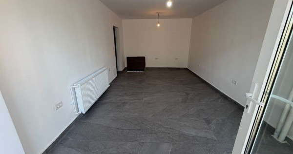 SPATIU COMERCIAL PARTER CASA DE CULTURA STRADAL
