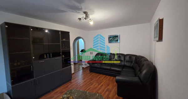 Apartament 3 camere, parter, de inchiriat, Focșani, zona Brailei
