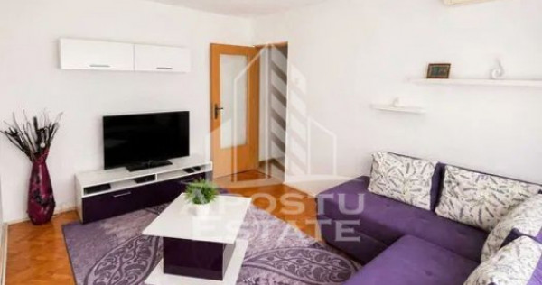 Apartament de vanzare cu 2 camere, semidecomandat, zona Sagului