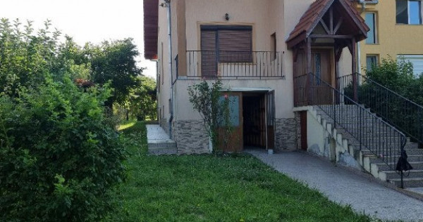 Vila zona Izvorului , SC 350, gaz , teren 1050 , garaj dublu
