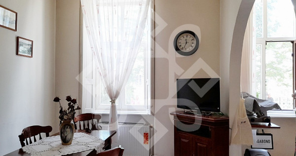 Apartament spatios pe Malul Crisului, ultracentral, Oradea
