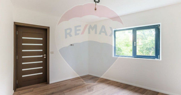 Apartament nou cu 3 camere de vanzare in centrul orasului