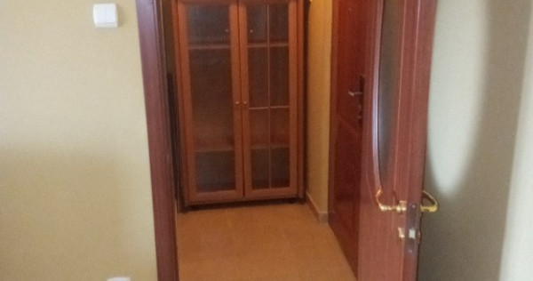 Garsoniera zona Calarasilor Viziru