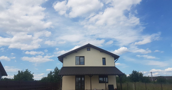 Casa P+M, 160mp, teren 560mp, in Serbanesti