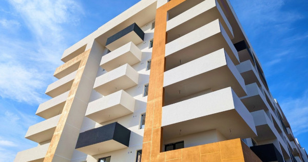 Apartament 3 camere Biruintei-Metrou Berceni, bloc 2024
