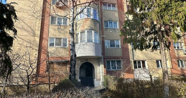 Apartament cu 2 camere de vânzare în zona Vasile Alecsa...