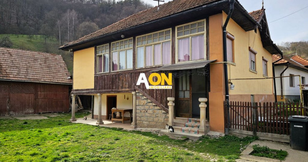 Casa traditionala, 3 camere, 1050 mp teren, Valea Morilor...