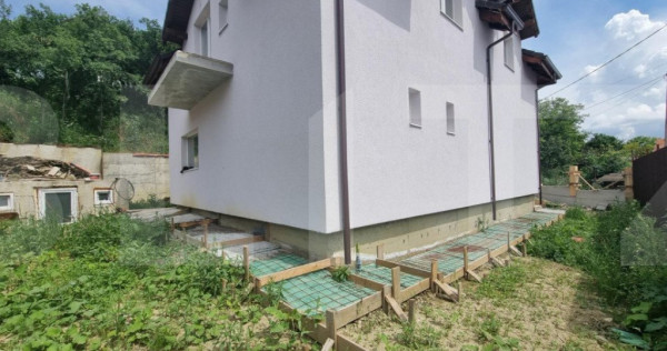 Casa individuala 151mp, 5 camere, curent trifazic teren 580m