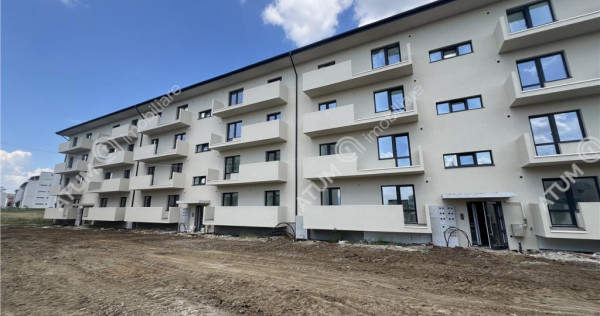 Apartament cu 2 camere decomandate si balcon zona Doamna Sta