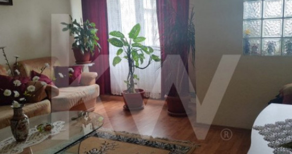 Apartament 1 mai , 3 camere